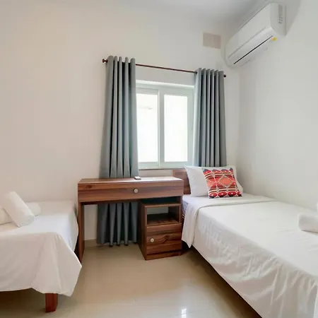 St Julians 3bd & Penthouse With Heated Jacuzzi 公寓