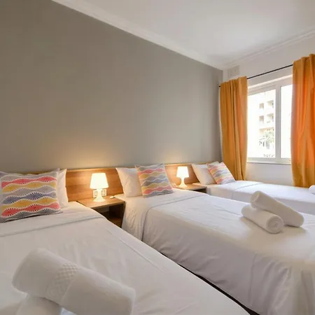 아파트 St Julians 3bd & Penthouse With Heated Jacuzzi
