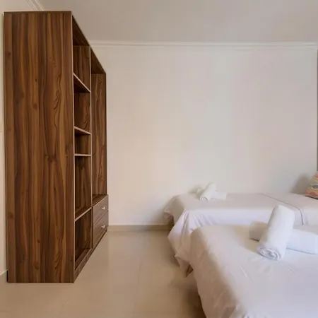 St Julians 3bd & Penthouse With Heated Jacuzzi * Saint Julian's