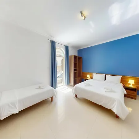 St Julians 3bd & Penthouse With Heated Jacuzzi *