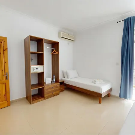 아파트 St Julians 3bd & Penthouse With Heated Jacuzzi Saint Julian's