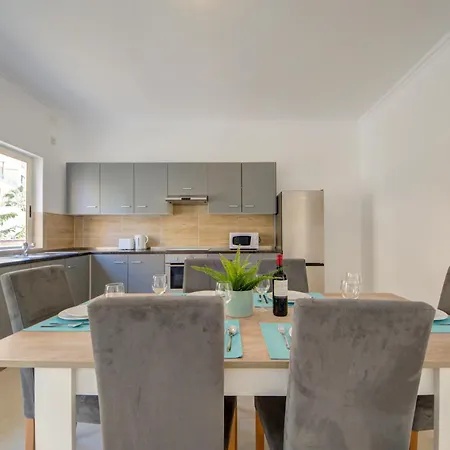 St Julians 3bd & Penthouse With Heated Jacuzzi 아파트 *