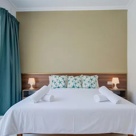 St Julians 3bd & Penthouse With Heated Jacuzzi *