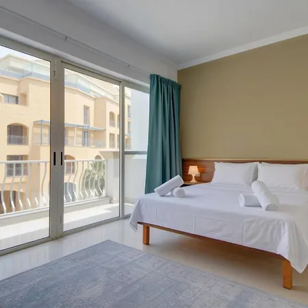 St Julians 3bd & Penthouse With Heated Jacuzzi 公寓 *