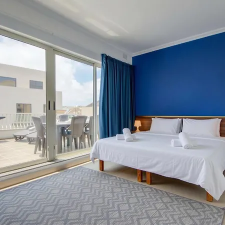 St Julians 3bd & Penthouse With Heated Jacuzzi
